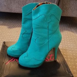 IF Tigre & Bunny Boot